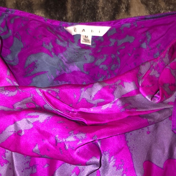 CAbi 100% Silk Sleeveless Blouse M Beautiful - Picture 2 of 5